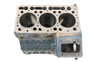 Polaris - 21 Polaris Pro XD 4000D Crankcase Center Crank Case & Cylinders - Image 5
