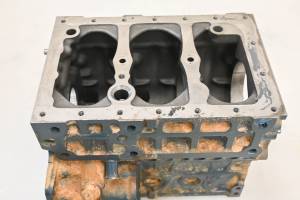 Polaris - 21 Polaris Pro XD 4000D Crankcase Center Crank Case & Cylinders - Image 6