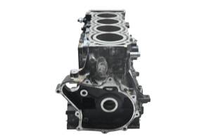 Yamaha - 17 Yamaha Waverunner FX LTD SVHO Crankcase Center Crank Case & Cylinders - Image 4