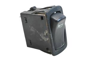 21 Polaris Pro XD 4000D Horn Switch