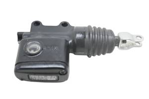 20 Harley-Davidson FXBB Street Bob Rear Brake Master Cylinder
