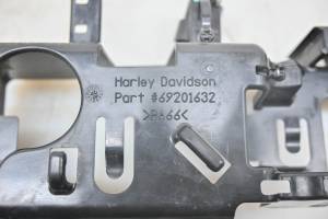 20 Harley-Davidson FXBB Street Bob Bcm Caddy Tray Bracket - Image 4