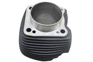 20 Harley-Davidson FXBB Street Bob Front Cylinder - Image 8