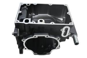 20 Harley-Davidson FXBB Street Bob Transmission Gear Case Housing - Image 5