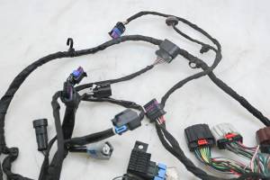 20 Harley-Davidson FXBB Street Bob Engine Wire Harness Electrical Wiring - Image 4