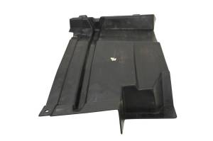 Yamaha - 17 Yamaha Wolverine R-Spec EPS Left Mud Guard Cover YXE700 - Image 2