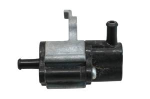 Yamaha - 17 Yamaha Wolverine R-Spec EPS Fuel Vent Valve Joint YXE700 - Image 2