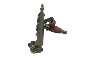 Yamaha - 17 Yamaha Wolverine R-Spec EPS Fuel Rail & Injector YXE700 - Image 2
