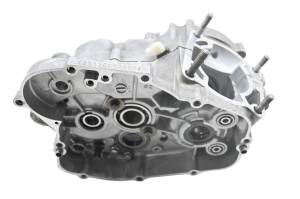 Kawasaki - 14 Kawasaki KX85 Crankcase Center Crank Case - Image 1