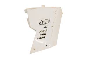 15 Can-Am Maverick 1000R EFI CVT 4x4 Right Front Body Panel Cover