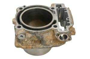 Can-Am - 15 Can-Am Maverick 1000R 4x4 Front Cylinder - Image 1