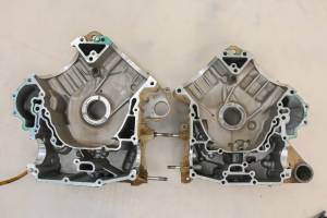 Can-Am - 15 Can-Am Maverick 1000R EFI CVT 4x4 Crankcase Center Crank Case - Image 7