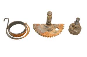 23 Polaris Phoenix 200 2x4 Kick Start Gear Spindle