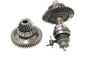 Can-Am - 18 Can-Am Commander 1000R Transmission Bevel Gears Output Shaft - Image 1