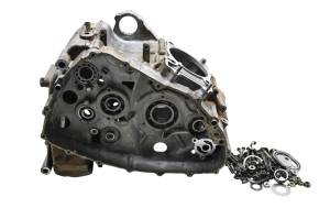 Arctic Cat - 02 Arctic Cat 400 4x4 FIS Crankcase Center Crank Case - Image 1