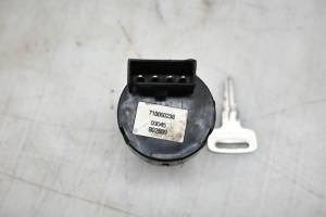 Bombardier - 04 Can-Am Outlander 400 4x4 Key Switch Bombardier - Image 3