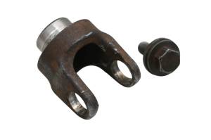 Yamaha - 17 Yamaha YXZ1000R Drive Shaft Yoke - Image 1