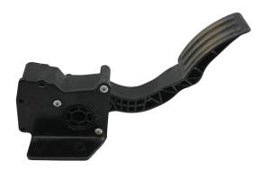Kawasaki - 24 Kawasaki Teryx KRX 1000 Accelerator Pedal KRF1000 - Image 3