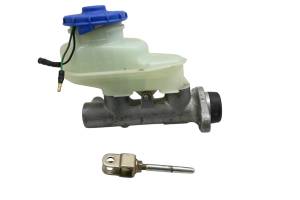 Kubota - 15 Kubota RTV-X900 Front Brake Master Cylinder - Image 2