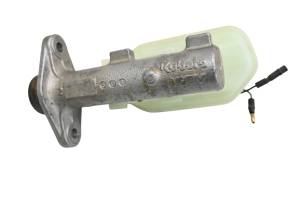 Kubota - 15 Kubota RTV-X900 Front Brake Master Cylinder - Image 4