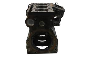 Kubota - 15 Kubota RTV-X900 Crankcase Center Crank Case & Cylinders - Image 4