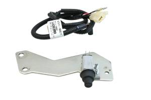 Kubota - 15 Kubota RTV-X900 Reverse Switch - Image 2