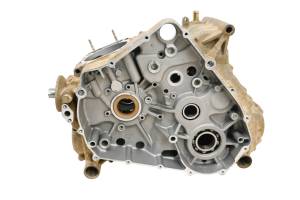 Polaris - 16 Polaris RZR 170 Crankcase Center Crank Case - Image 4